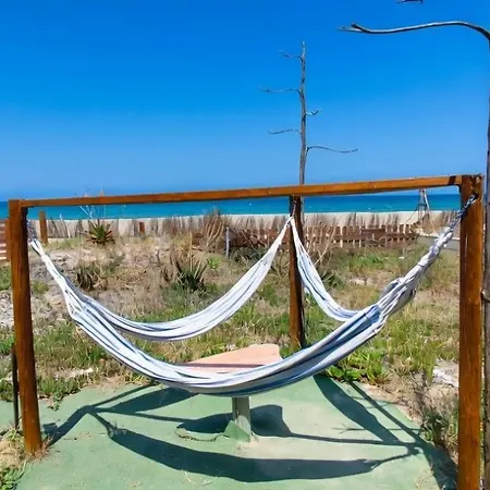 Casa vacanze The House -- Casa En Primera Linea De Playa - *