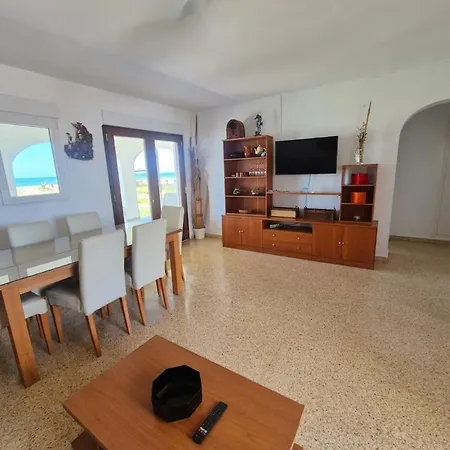 Holiday home The House -- Casa En Primera Linea De Playa -