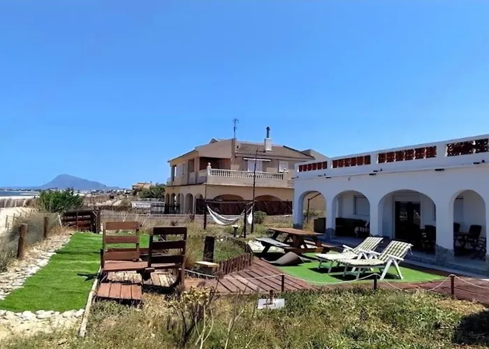 Будинок відпочинку The House -- Casa En Primera Linea De Playa - *